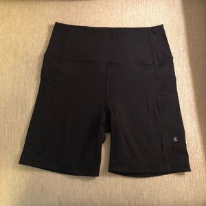 Kyodan black bike shorts size P/S